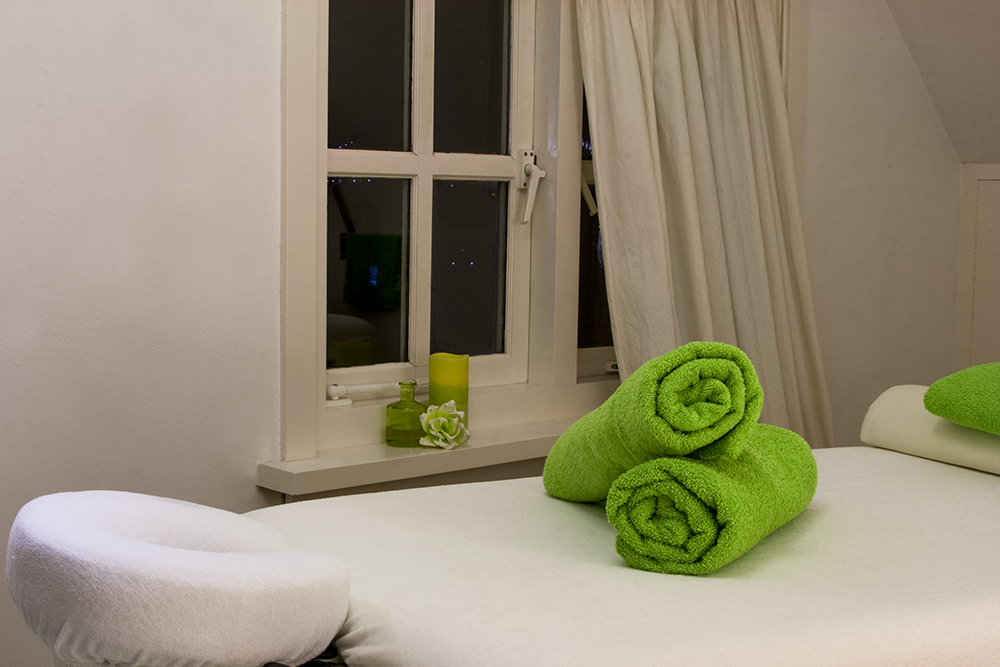 foto massage tafel.